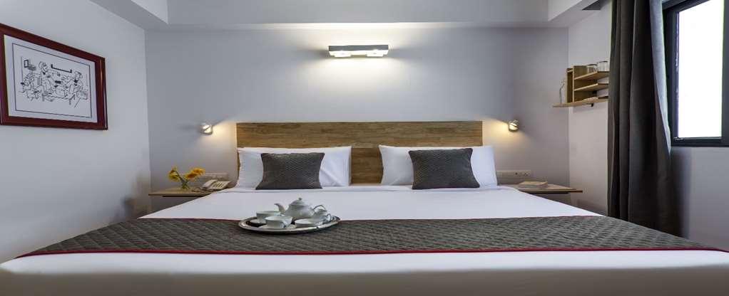 Oyo Townhouse 5 Jubilee Hills Hotel Hyderabad Bilik gambar