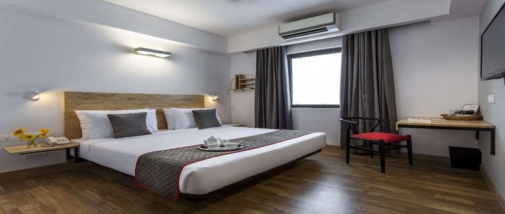 Oyo Townhouse 5 Jubilee Hills Hotel Hyderabad Bilik gambar